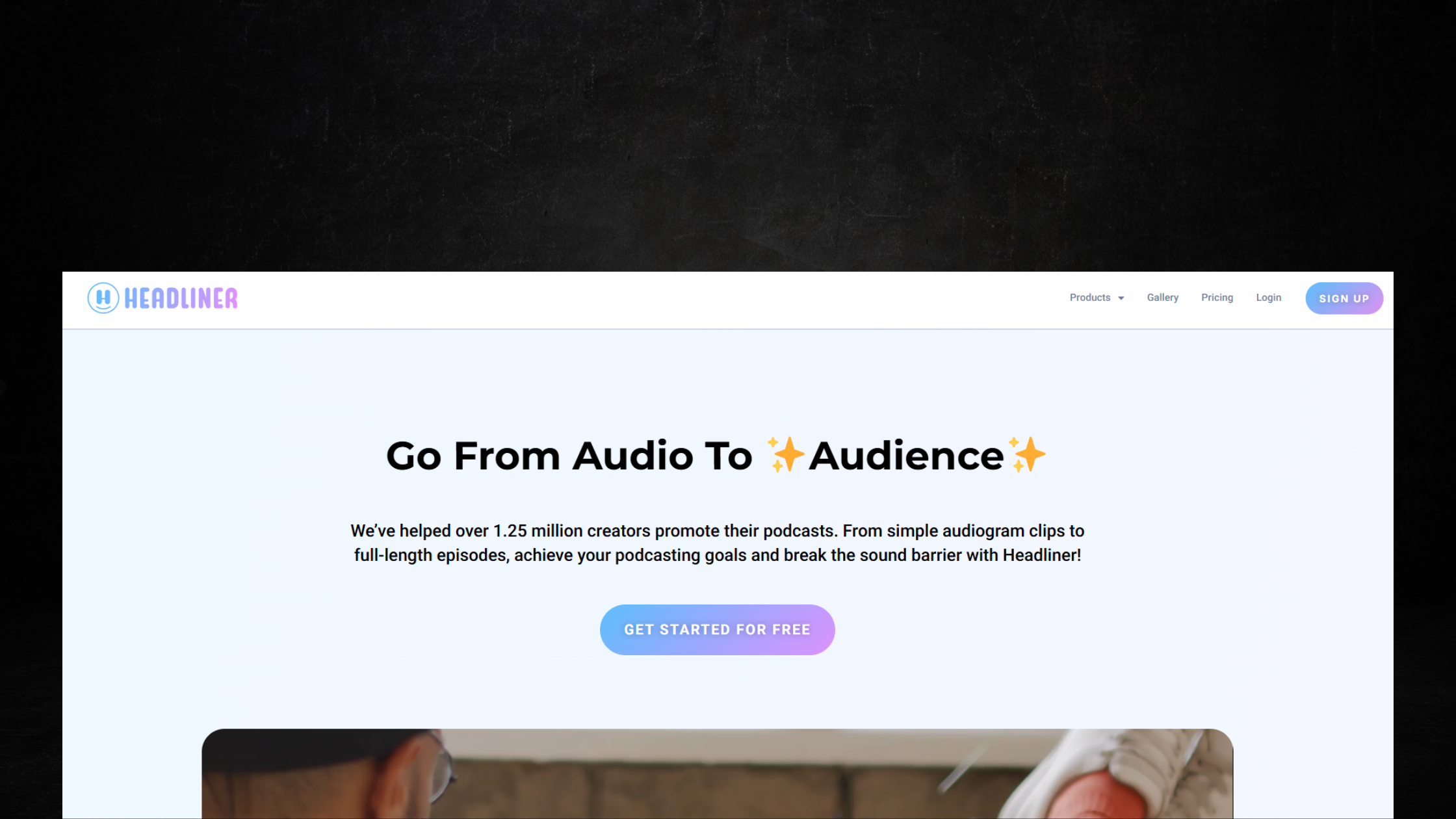 Headliner tool creating an audiogram for a podcast episode with waveform and captions.